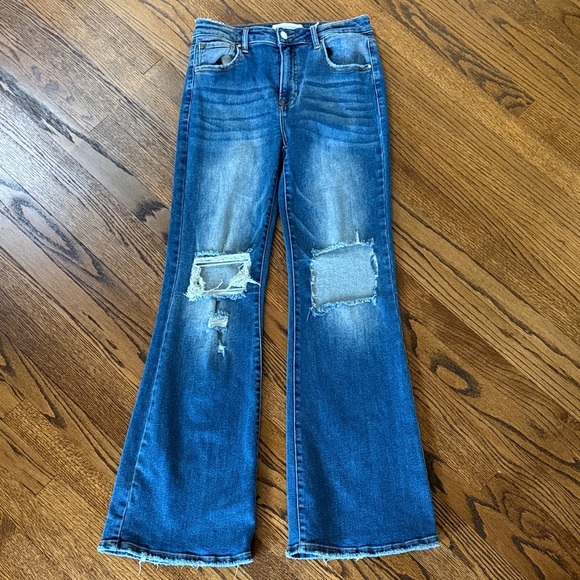 Risen Jeans Women’s 11 Waist 30 Stylish Distressed Flare Jeans in Blue - Picture 1 of 5